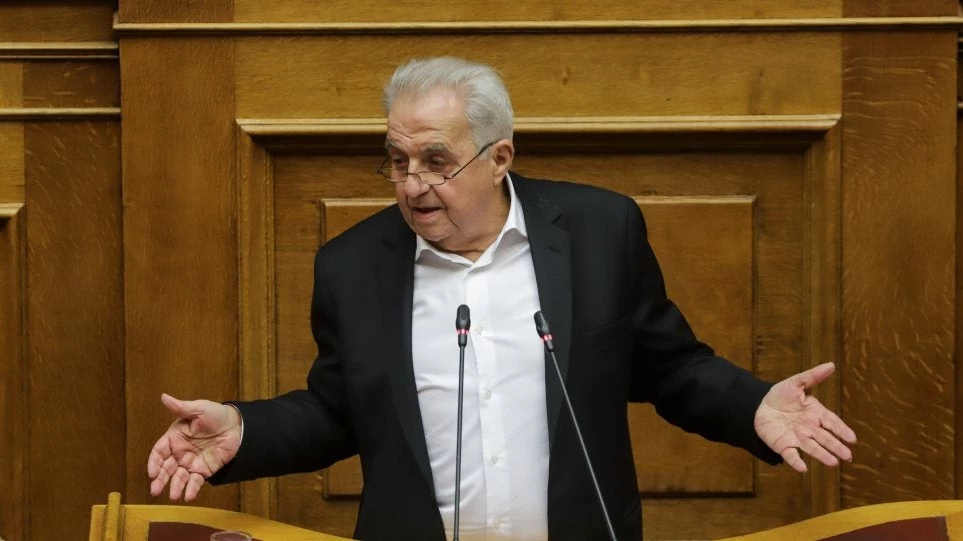 «Κλείνει το μάτι» στους τρομοκράτες ο Φλαμπουράρης: «Και εμένα μου έκαψαν το σπίτι αλλά δεν το έκανα θέμα»